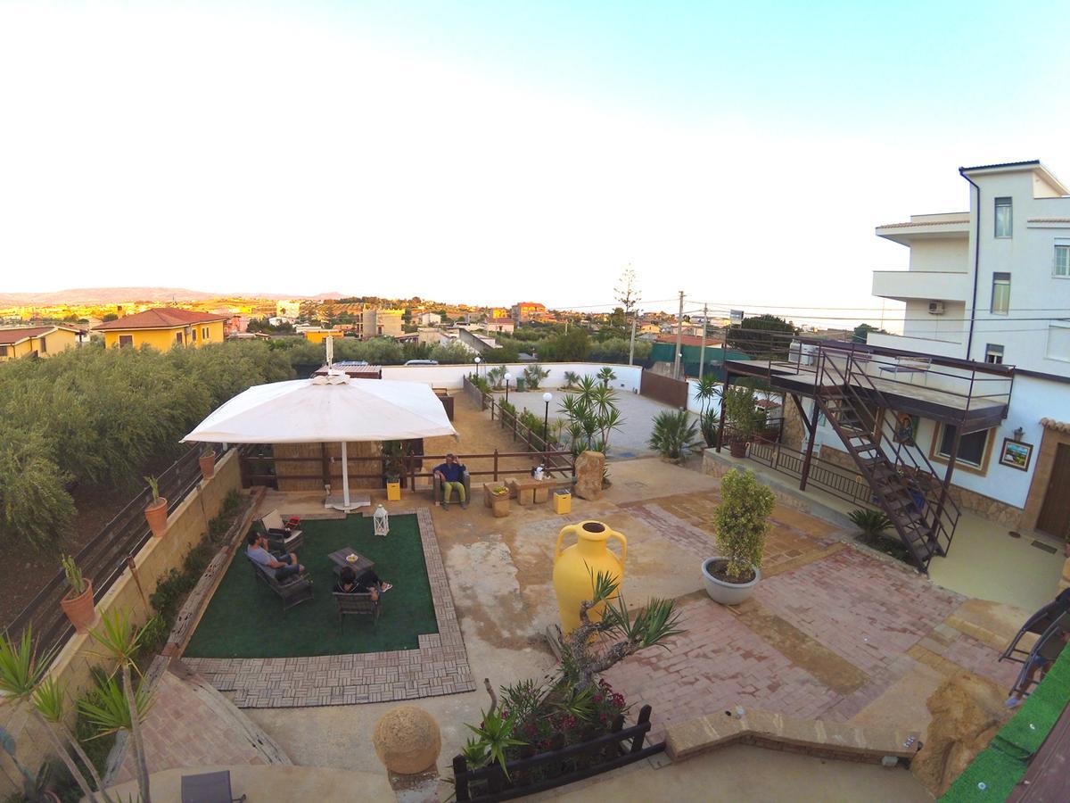 Villa Trinacria Villaggio Mosè Kültér fotó
